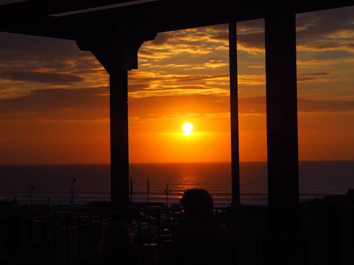 Wax, Watergate Hotel New Quay Exterior foto
